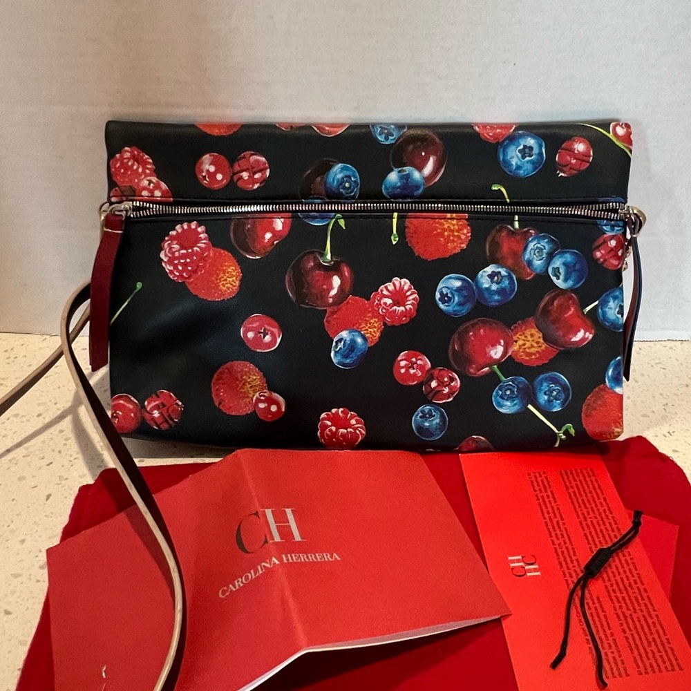 Caroline Herrera Purse / black background - fruit